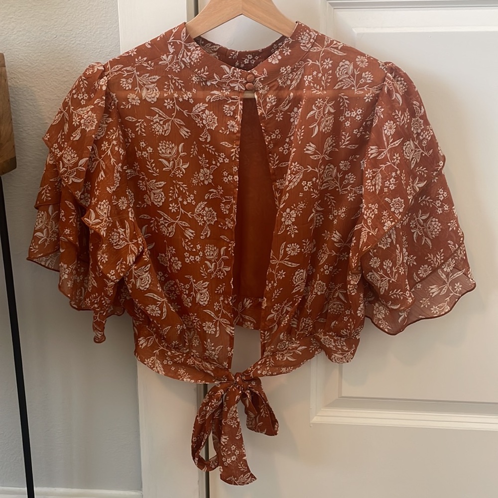 Floral Blouse - Picture 2 of 3